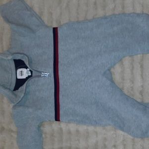 GAP 3-6m gray with red and blue stripes